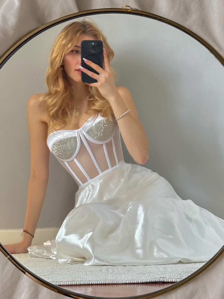 Temptation rhinestones white 3